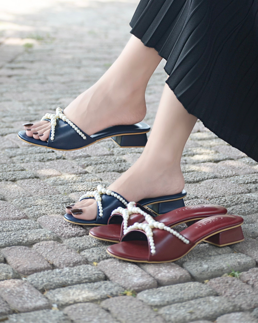 Pearl Slides - Blue