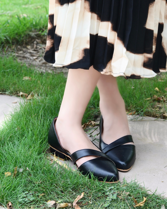 Marina Pumps - Black