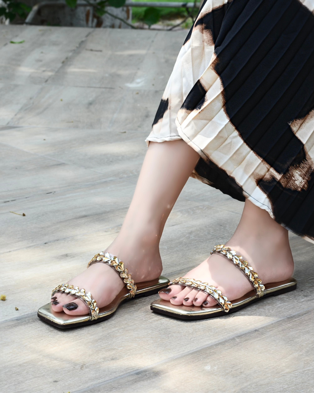 Stessy Slides - Gold