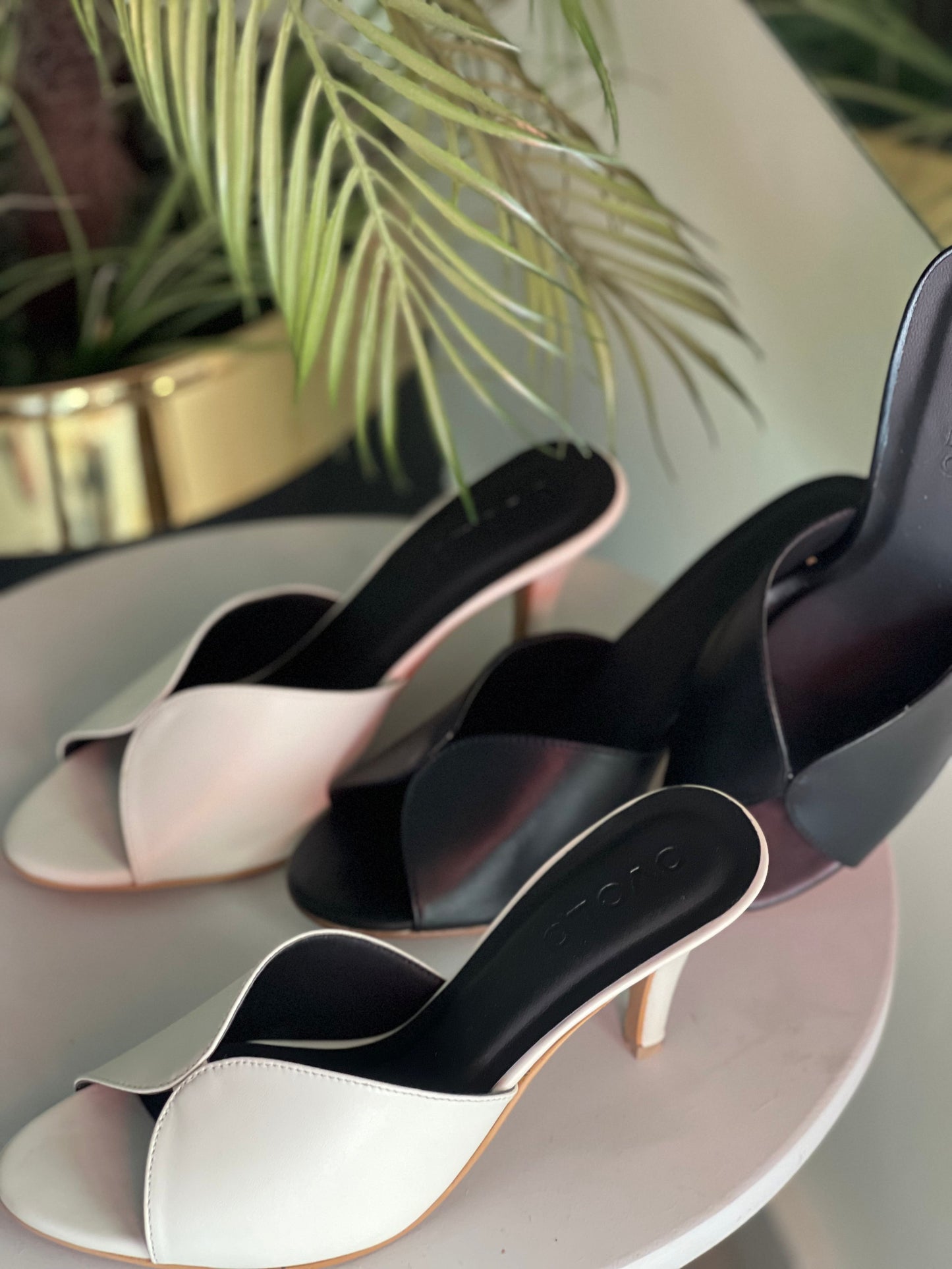 Darlay Heels - Black